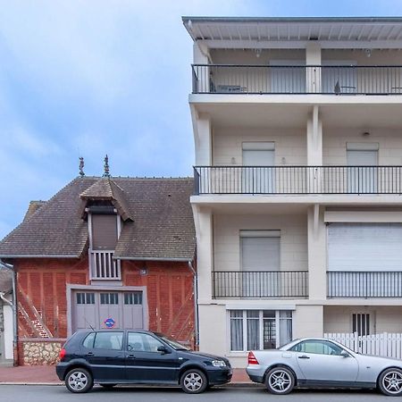 2-Bedroom Apartment With Balcony Near Hippodrome Deauville Luaran gambar