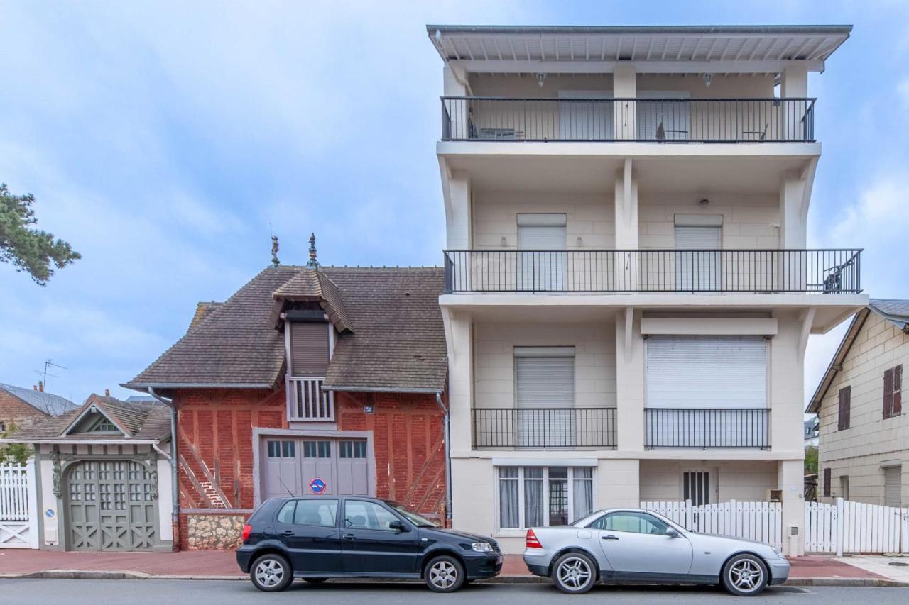 2-Bedroom Apartment With Balcony Near Hippodrome Deauville Luaran gambar